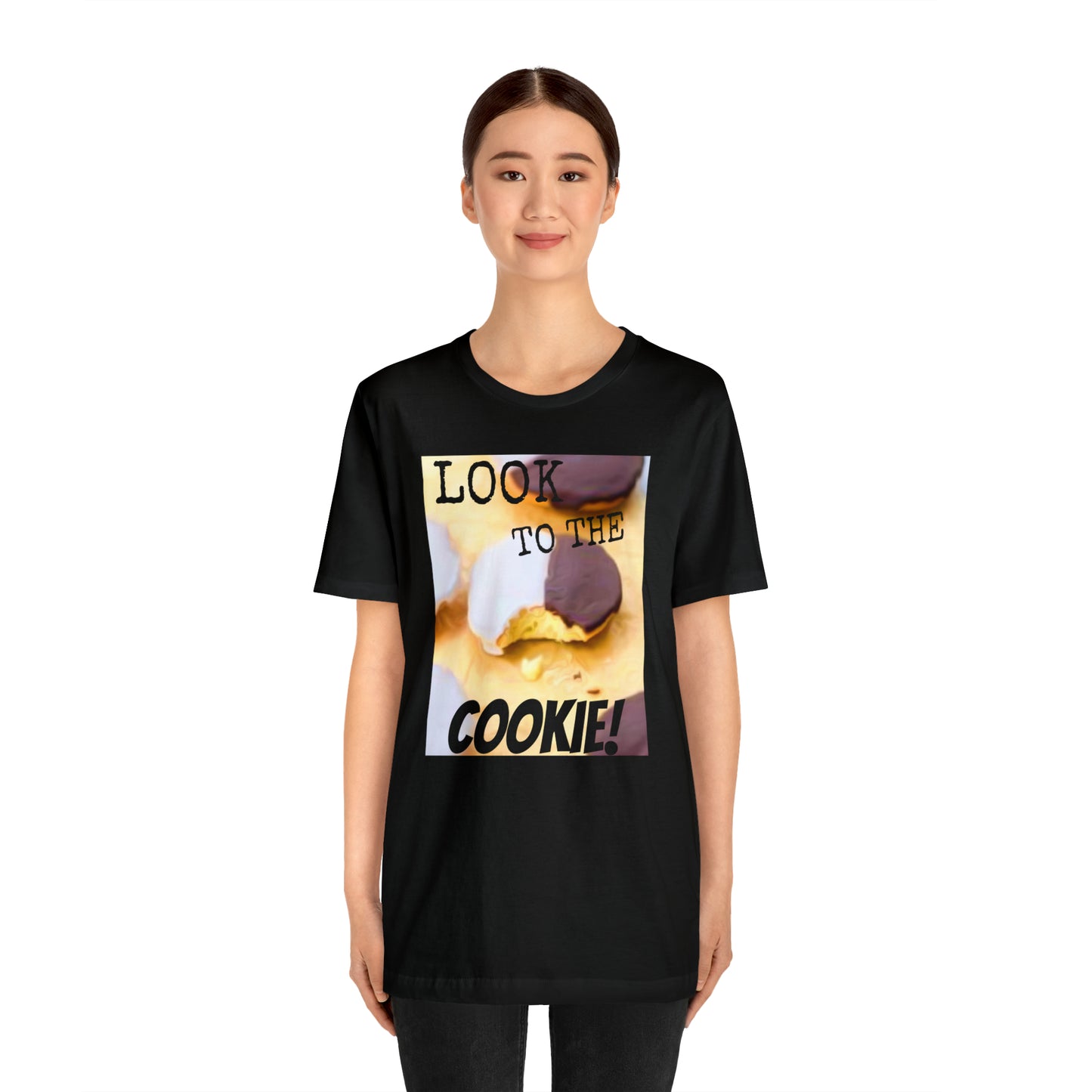 Unisex Jersey Short Sleeve Tee SEINFELD tv show "LOOK TO THE COOKIE!"